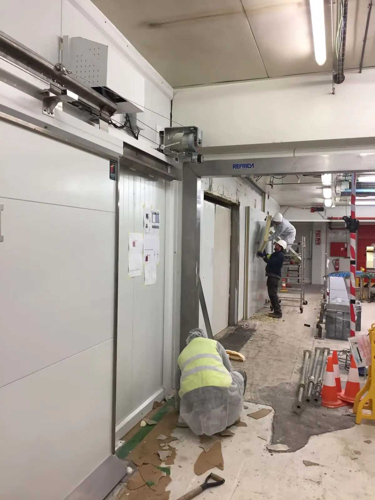 Instalación de cámara de sectorización a -20 ºC en Bellsolà, Aiguaviva